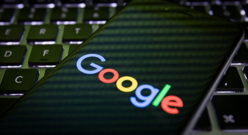 Google está apretando su control en su sitio web